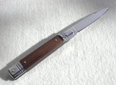 NEW AKC 8" SLIM LEVER LOCK SWEDGE BLADE, GENUINE SANTOS MAHOGANY WOOD - MANIAGO ITALY