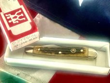 Zwilling J A Henckels 2 Blade Half (1/2) Whittler Knife w/ Hellbraun Handles - NOS Zwilling J A Henckels 2 Blade Half (1/2) Whittler Knife w/ Hellbraun Handles - NOS