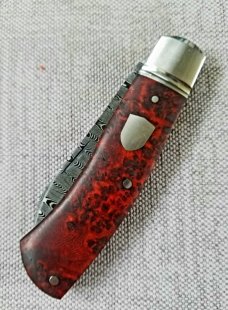 Pablo Castellani Native...Ladder Damascus and Amboyna Burl...4" ..integral fluted & doved bolsters Pablo Castellani Native...Ladder Damascus and Amboyna Burl...4" ..integral fluted & doved bolsters