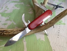 Wenger Delemont Traveler red Swiss Army Knife (retired) later slotted, serrated Scissor, Used Wenger Delemont Traveler red Swiss Army Knife (retired) later slotted, serrated Scissor, Used