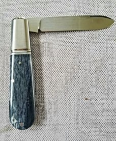 Michael du Plessis Giraffe bone Barlow..3.75".N690.white liners.spacers..fluted bolsters.coa/pouch Michael du Plessis Giraffe bone Barlow..3.75".N690.white liners.spacers..fluted bolsters.coa/pouch