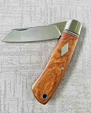 Michael du Plessis Tambotie Wood Native...N690...red liners.spacers..fluted..lanyard tube..coa/slip