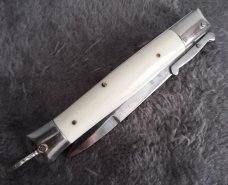 White Rizzuto 8 3/4" for repair