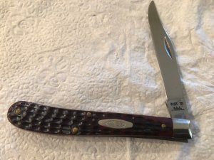 Case XX U.S.A. 61048 9 dot red bone