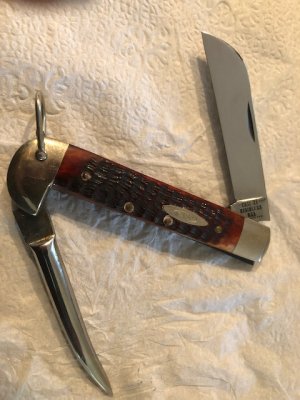 Case XX Stainless U.S.A. 6246 R 9 dot red bone