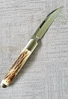 K'roo Custom Stag Wharnie Sleeveboard...4" N690..brut de force.1 of 3 ever Stag Scales..Scagel cut