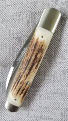 K'roo Custom Stag Wharnie Sleeveboard...4" N690..brut de force.1 of 3 ever Stag Scales..Scagel cut K'roo Custom Stag Wharnie Sleeveboard...4" N690..brut de force.1 of 3 ever Stag Scales..Scagel cut