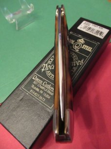 Queen 2008 Amber Craved Stag Bone Folding Hunter Pattern # 44 Queen 2008 Amber Craved Stag Bone Folding Hunter Pattern # 44
