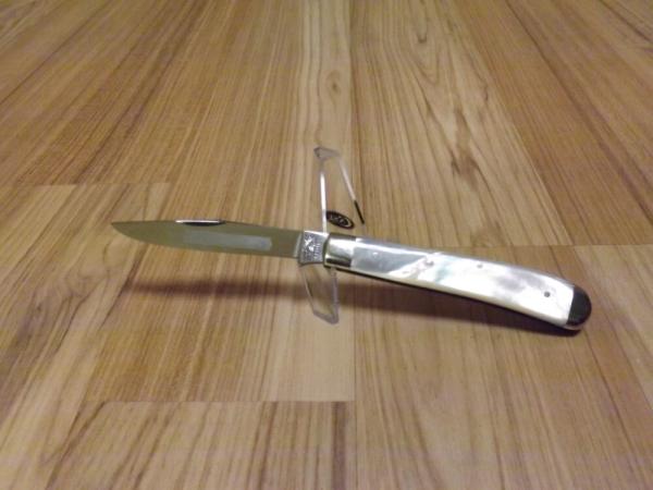 Vintage German Eye Mother of Pearl Trapper Vintage German Eye Mother of Pearl Trapper