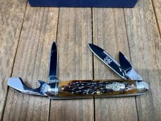 Schatt and Morgan Premier Jr. Scout Knife Amber Jigged Bone Schatt and Morgan Premier Jr. Scout Knife Amber Jigged Bone