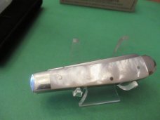 Case XX 1999 Pearl Mini Trapper Pattern # 8207 SS Case XX 1999 Pearl Mini Trapper Pattern # 8207 SS