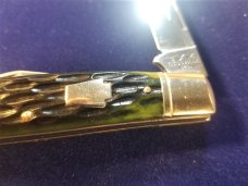 SCHATT MORGAN LARGE WHITTLER GREEN JIGGED BONE KNIFE