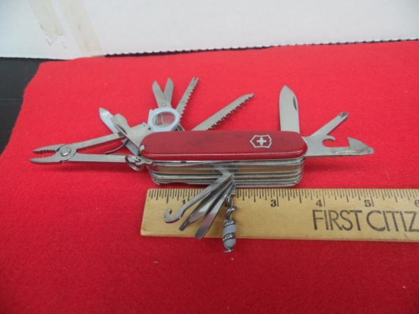 Swiss Army Officer Suisse Victorinox Switzerland Rostfrei Stainless Knife Tool Collectors Find Swiss Army Officer Suisse Victorinox Switzerland Rostfrei Stainless Knife Tool Collectors Find