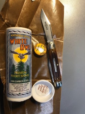 Gec white owl 681221 cowhide jigged bone 