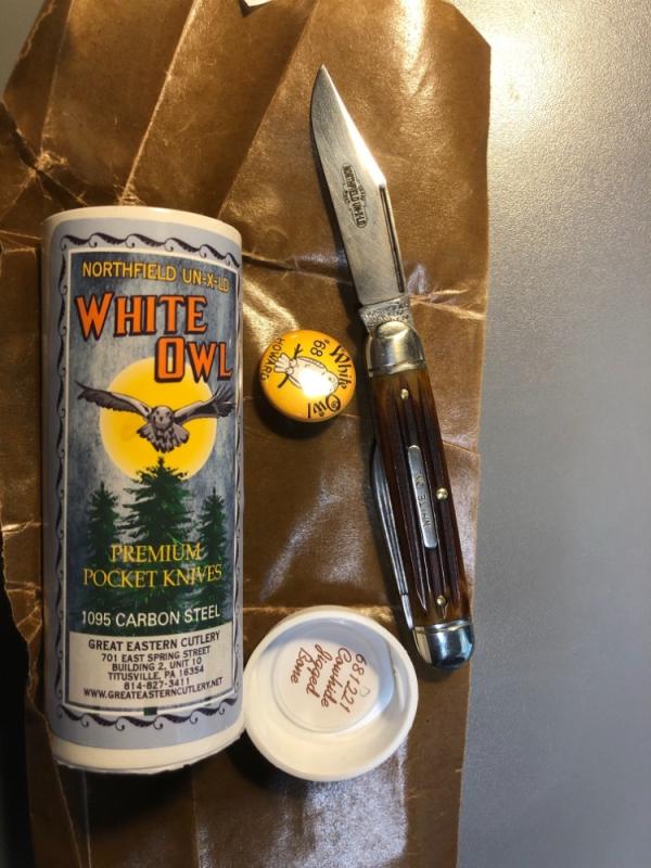 Gec white owl 681221 cowhide jigged bone 