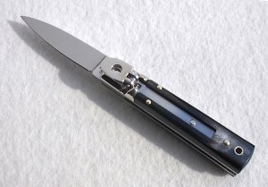 NEW A.G.A. CAMPOLIN MANIAGO ITALY CLASSIC 6" SLIMLINE LEVERLOCK GENUINE BRAZILIAN HORN - WITH / BOX
