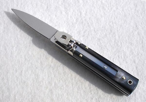 NEW A.G.A. CAMPOLIN MANIAGO ITALY CLASSIC 6" SLIMLINE LEVERLOCK GENUINE BRAZILIAN HORN - WITH / BOX