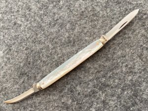 CASE XX USA 10 Dot 1970 Pearl 8261 pen knife