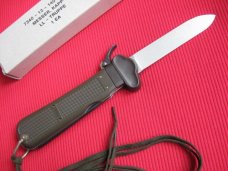 Vintage Large Size German PARATROOPER Gravity Knife - MINT IN BOX Vintage Large Size German PARATROOPER Gravity Knife - MINT IN BOX