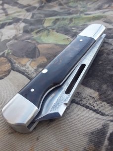 Kroo Custom Blades Sleeveboard EO Jack with Zebrawood Scales and Sheepsfoot Blade Kroo Custom Blades Sleeveboard EO Jack with Zebrawood Scales and Sheepsfoot Blade