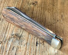 A. Wright & Son, Sheffield England AWS #33W Large Lambsfoot Knife with Rosewood Scales 