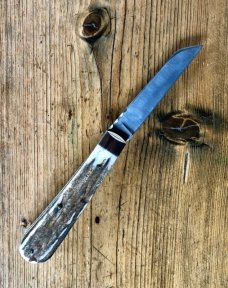 A. Wright & Son Sheffield England, Large Lambsfoot w/Stag Scales and Filed Work Back Spring...