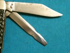 VINTAGE ANTIQUE SYRACUSE TRIANGLE ELECT CO ELECTRICIANS EQUAL END JACK FOLDING POCKET KNIFE KNIVES VINTAGE ANTIQUE SYRACUSE TRIANGLE ELECT CO ELECTRICIANS EQUAL END JACK FOLDING POCKET KNIFE KNIVES