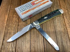 Case Trapper Bermuda Green Heart Ivy Scrolled Bolsters
