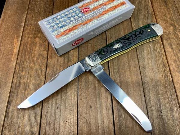 Case Trapper Bermuda Green Heart Ivy Scrolled Bolsters Case Trapper Bermuda Green Heart Ivy Scrolled Bolsters