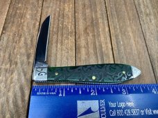 Case Teardrop Jack Bermuda Green Ivy Heart with Scrolled Bolsters Case Teardrop Jack Bermuda Green Ivy Heart with Scrolled Bolsters