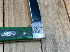 Case Teardrop Jack Bermuda Green Ivy Heart with Scrolled Bolsters Case Teardrop Jack Bermuda Green Ivy Heart with Scrolled Bolsters
