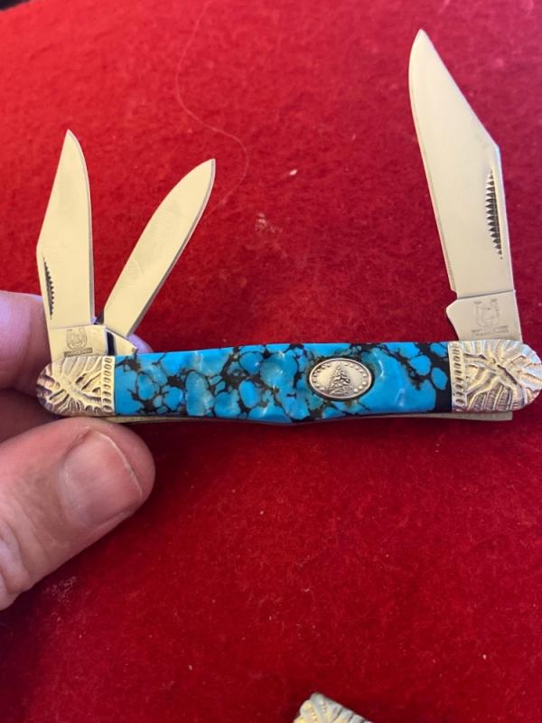 Rough Ryder Brian Yellow Horse Custom Designed Whittler 