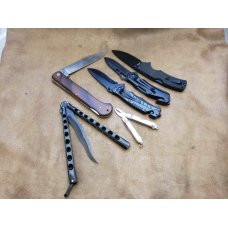 Lot of 4 knives Lot of 4 knives