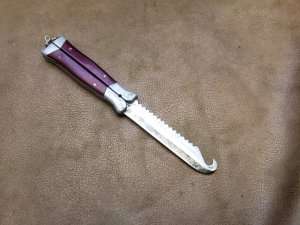 Watch style safety knife