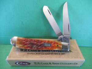 Case XX 1997  Chestnut Bone High Carbon Steel Mini Trapper Pattern # 6207 CV 