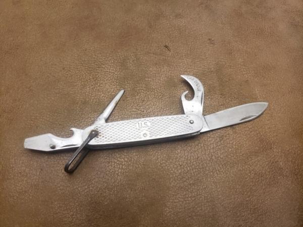 Vintage Ulster Knife co US utility knife 