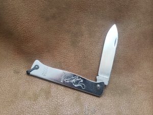 French "douk douk" style slipjoint