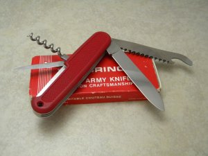 Victorinox Switzerland Rostfrei Red Safari Multi Tool Swiss Army Knife NIB