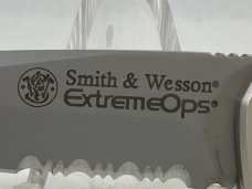 SMITH & WESSON SW50TS Extreme Ops Champagne Combo Tanto Automatic MINT IN BOX SMITH & WESSON SW50TS Extreme Ops Champagne Combo Tanto Automatic MINT IN BOX