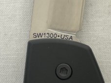 SMITH & WESSON USA SW1300 Black Twist Drop Point Automatic #00022 MINT IN BOX 