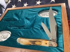 Case xx 1993 Peanut Family 5240 Trapper w Great Stag Handles. 1 of 500 -NOS Case xx 1993 Peanut Family 5240 Trapper w Great Stag Handles. 1 of 500 -NOS