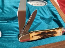 Case xx 1993 Peanut Family 5240 Trapper w Great Stag Handles. 1 of 500 -NOS Case xx 1993 Peanut Family 5240 Trapper w Great Stag Handles. 1 of 500 -NOS