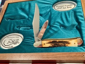 Case xx 1993 Peanut Family 5240 Trapper w Great Stag Handles. 1 of