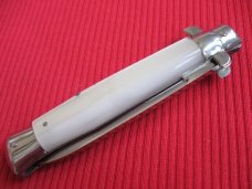 Vintage Italian DERBY BOLSTER Button Open/Close STILETTO Knife. Vintage Italian DERBY BOLSTER Button Open/Close STILETTO Knife.