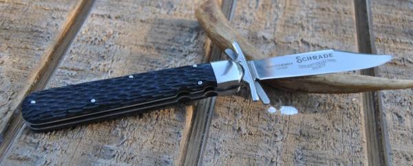 Schrade Collectors Club 2008 5" Jigged Black Bone Button Lock Mint Just The Knife 1 Of 600 Schrade Collectors Club 2008 5" Jigged Black Bone Button Lock Mint Just The Knife 1 Of 600