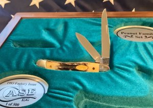 Case xx 1993 Peanut Family 5218 Medium Peanut (Never Produced Prior) Great Stag Handles -1 of 500
