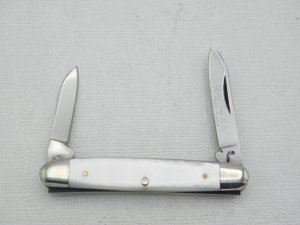 Queen Cutlery #6 Pen In  Pearl:  2 1/2” closed, 1973-1975