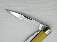 Queen Cutlery Co. #34 Three Blade Serpentine in Amber handles: 2 5/8” closed; 1971