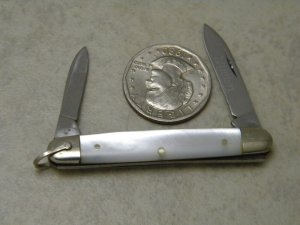 Queen Pearl Mini Pen Knife