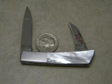 Gerber Portland, OR 97223 USA Pearl Silver Knight Lockback Knife 